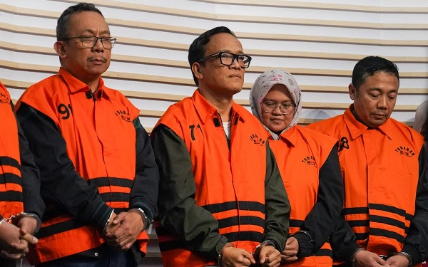 Thumbnail Suaminya Jadi Tersangka Pemerasan Sertifikasi K3 Kemenaker, Pegawai KPK Diperiksa