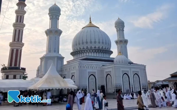 Thumbnail Berita - Lebih Cepat, Pengikut Tarekat Syattariyah di Nagan Raya Lebaran Idulfitri Hari Ini