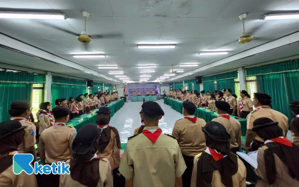 Thumbnail Kakwarda Pramuka Jatim Hentikan Pidato Demi Indonesia Raya! Momen Patriotisme yang Bikin Merinding