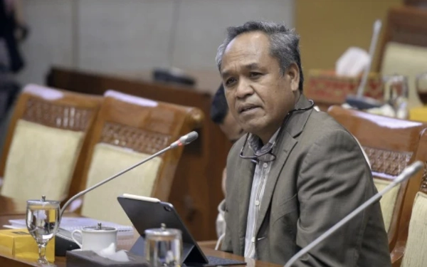 Thumbnail Direktur Lokataru dan Admin Gejayan Memanggil Ditangkap Polisi, Benny K Harman Pertanyakan Batasan Penghasutan