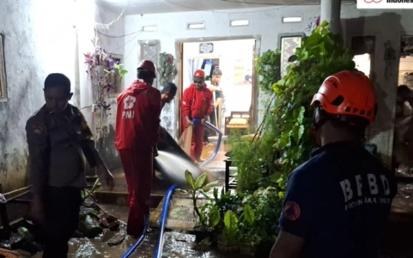 Thumbnail Hujan Deras, 35 Rumah di Pakis Kabupaten Malang Terendam Banjir