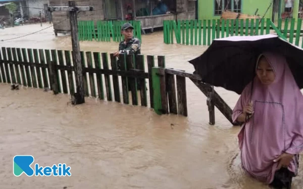 Thumbnail BPBD Halsel Laporkan Banjir Terkini di Pulau Obi, Tinggi Banjir Nyaris 1 Meter, Rengut 1 Nyawa