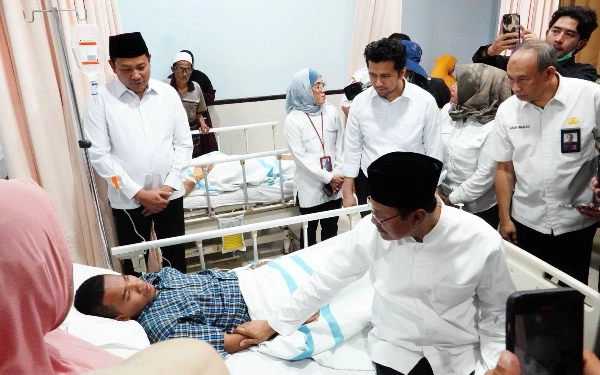 Thumbnail Berita - Tujuh Lagi Korban Ponpes Ambruk Dievakuasi, Mensos Puji Kerja Sama Tim Gabungan