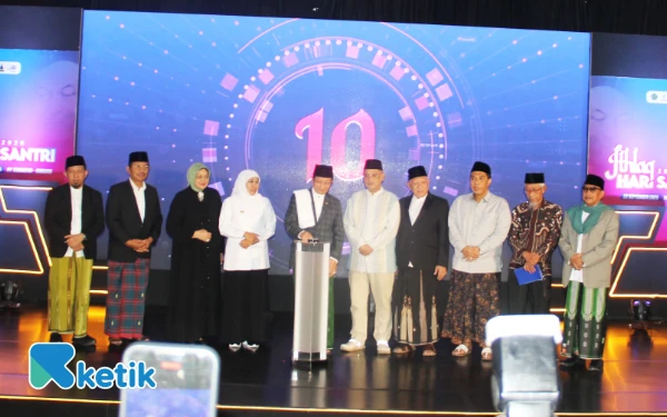 Thumbnail Berita - Logo dan Tema Hari Santri 2025 Resmi Diluncurkan di Pesantren Tebuireng Jombang