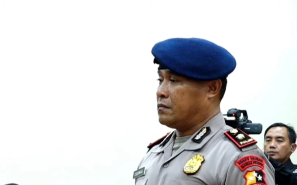 Thumbnail Kompol Kosmas Dipecat Usai Rantis Brimob Lindas Affan Kurniawan hingga Tewas