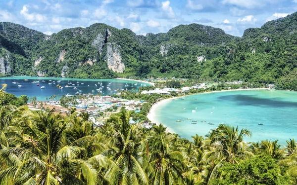 5 Destinasi Wisata Paling Fotogenik di Pacitan, Serasa Liburan ke Luar Negeri