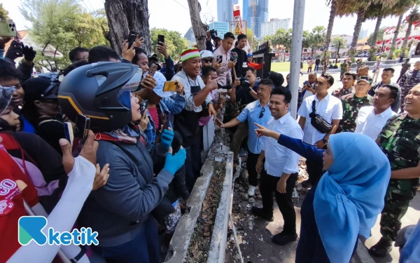 Thumbnail Pesan Khofifah-Emil ke Warga Jatim: Saling Jaga Ya!