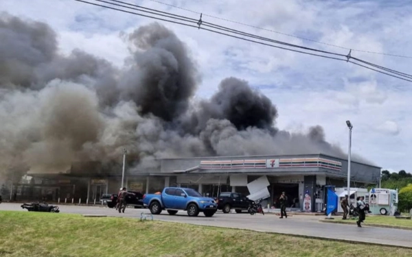 Thumbnail Perang Thailand-Kamboja Pecah, KBRI Bangkok Minta WNI Waspada