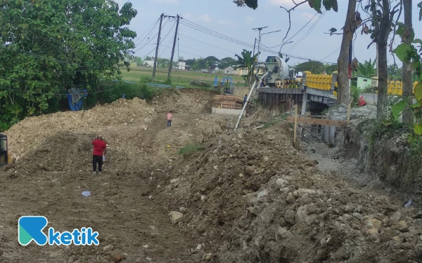 Thumbnail Dinas PU SDA Unit Bojonegoro Rehab Jaringan Irigasi Senilai Rp3 Miliar di Senori -Bangilan Tuban