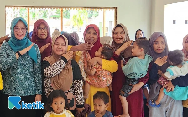 Thumbnail Berita - TP PKK Situbondo Salurkan 690 Paket PMT Untuk Pemulihan Gizi Stunting