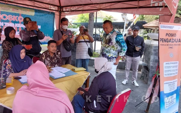 Thumbnail Berita - Buntut Laporan Live TikTok, Bupati Situbondo Buka Posko Pengaduan PMI Terdampak Perang Timur Tengah