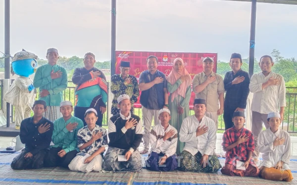 Thumbnail Berita - Sambut Ramadan, KPU Situbondo Gelar Doa Bersama dan Santuni Anak Yatim