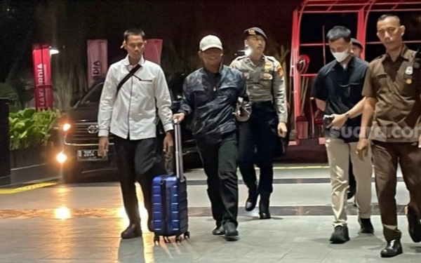 Thumbnail Usai Pimpin Upacara Hari Antikorupsi, Bupati Lampung Tengah Terjaring OTT KPK karena Dugaan Suap