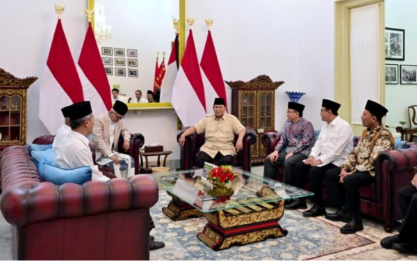 Thumbnail Presiden Prabowo Bertemu PBNU di Istana, Bahas Kontribusi NU untuk Bangsa