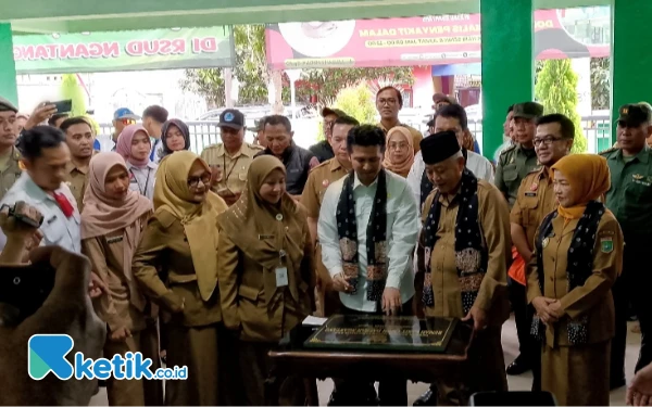 Thumbnail Wagub Jatim dan Bupati Malang Resmikan RSUD Ngantang dan Layanan Cek Kesehatan Gratis