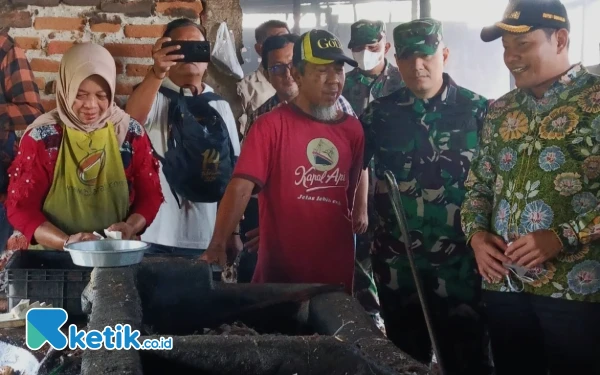 Thumbnail Carikan Solusi UMKM Tahu Krian, Bupati Sidoarjo Subandi: Kalau Masih Melanggar Hukum, Tidak Bisa Dilindungi