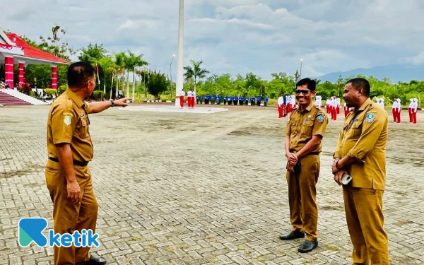 Thumbnail Saiful Turuy Pastikan Kesiapan Lapangan Asombang untuk Upacara HUT RI Halmahera Selatan
