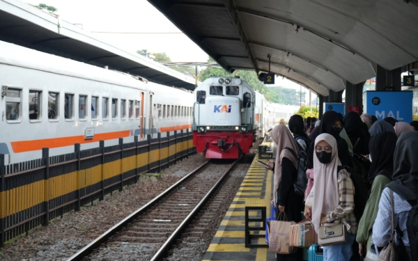 Thumbnail KAI Hadirkan Kereta Tambahan di Stasiun Malang, Cek Rutenya!