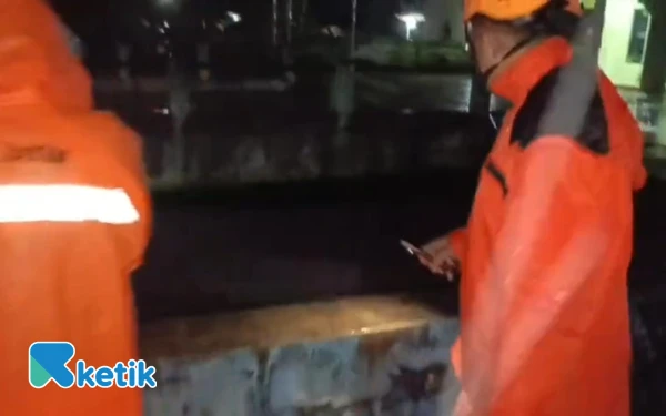 Thumbnail Berita - Hujan Lebat Berpotensi hingga Tengah Malam, BPBD Pacitan Imbau Warga Waspada