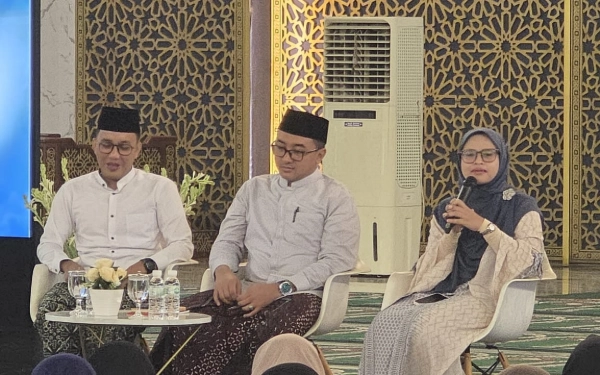 Thumbnail Pesan Gus Amak & Ning Widad Tentang Jihad Digital dalam Majelis Subuh GenZI di Masjid Al-Akbar Surabaya