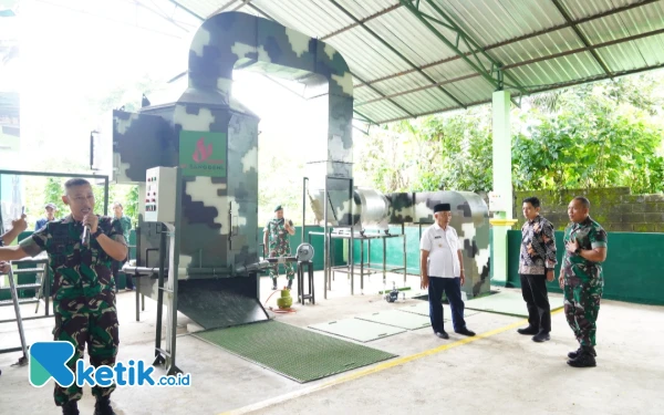 Thumbnail Divif 2 Kostrad Luncurkan Tempat Pengolahan Sampah Inovatif, Ubah Sampah Jadi Paving dan Batako