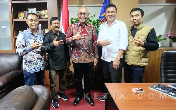 Thumbnail Silaturahmi CEO ketik.com ke Ketum PWI, Ini Pesan Cak Munir