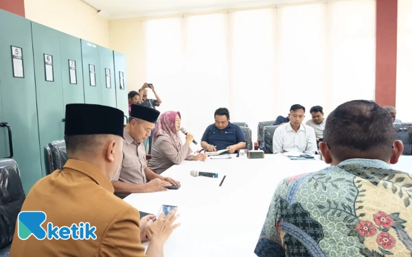 Thumbnail Berita - Tak Masuk Database BKN, Pegawai Non-ASN Pemkot Mojokerto Wadul ke Dewan