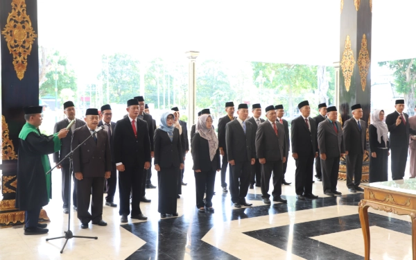 Thumbnail Berita - 25 Pejabat Baru Pemkab Jombang Resmi Dilantik, Ini Daftar Lengkapnya