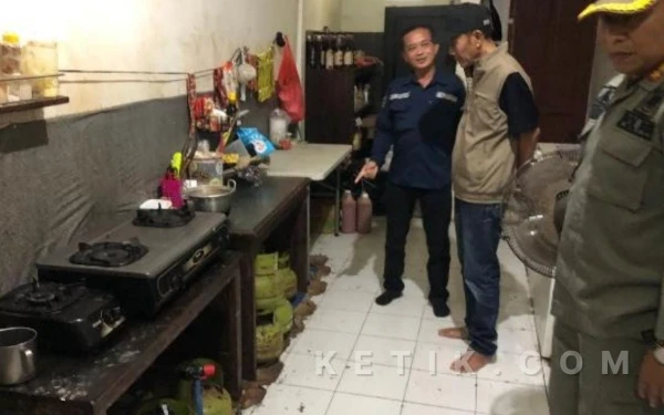 Thumbnail Berita - Sidak LPG 3 Kg di Pacitan, Kafe hingga Hotel Kedapatan Gunakan Gas Subsidi