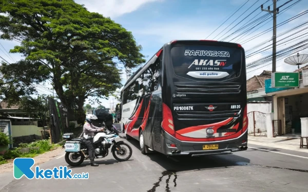 Thumbnail Olah TKP Bus Pariwisata Maut, Lalu Lintas Kota Batu Dialihkan