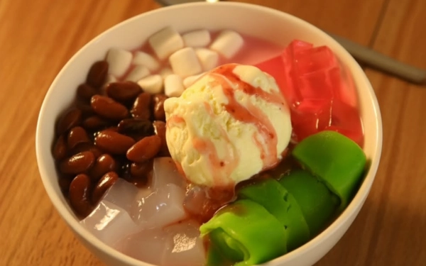 Thumbnail Berita - Bingsoo Malang, Pelopor Es Krim Serut Korea yang Jadi Favorit Anak Muda