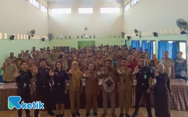 Thumbnail Berita - Aplikasi Jaga Desa, Cara Kejari Situbondo Ajari Kepala Desa Taat Hukum