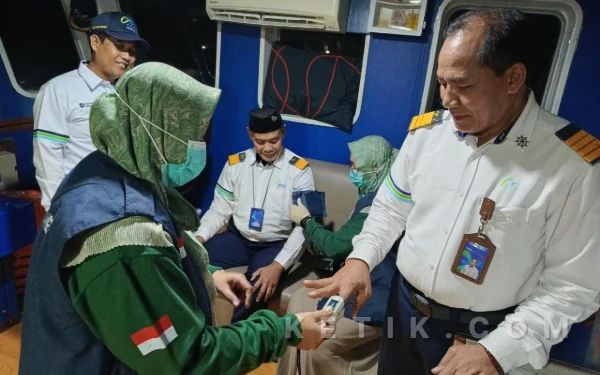 Thumbnail Berita - ASDP Surabaya Pastikan Kesiapan Armada dan Kru Jelang Angkutan Lebaran 2026