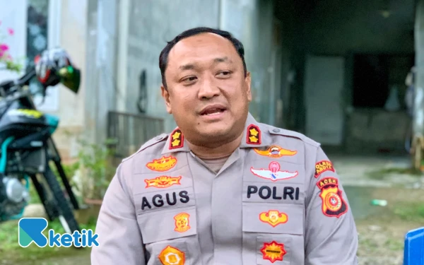 Thumbnail Berita - Kapolres Abdya Apresiasi Anggotanya yang Sigap Bantu Emak-Emak Jatuh ke Irigasi