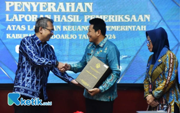 Thumbnail Berita - Bupati Sidoarjo Subandi: Terima Kasih ASN Pemkab Sidoarjo, Mari Terus Pertahankan Opini WTP BPK