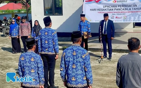 Thumbnail Bawaslu Halsel Peringati Hari Kesaktian Pancasila, Teguhkan Komitmen Kawal Demokrasi