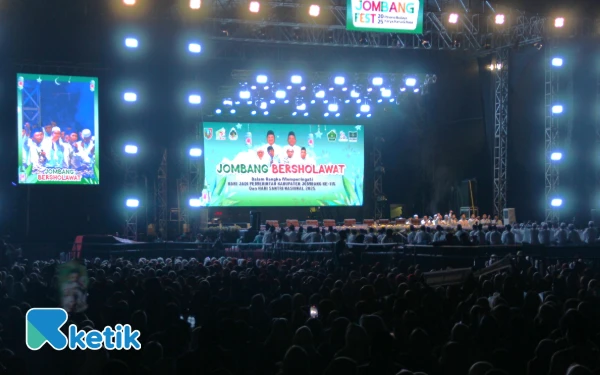 Jombang Fest 2025 Masuki Dua Hari Terakhir, Gelaran Wayang Kulit Cak Percil sampai Ada Band Hibur Masyarakat