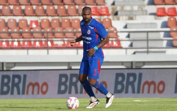 Thumbnail Ini Dia Sosok Thales Lira, Bek Tangguh yang Urung Pulang Kandang ke Arema FC