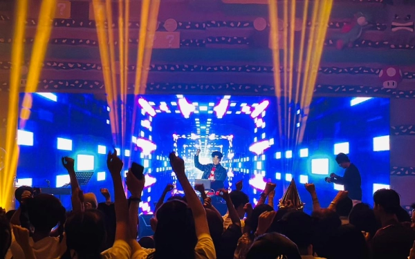 Thumbnail Berita - Manjakan Keluarga, Mercure Surabaya Grand Mirama Sukses Sulap Malam Tahun Baru Jadi Dunia Game