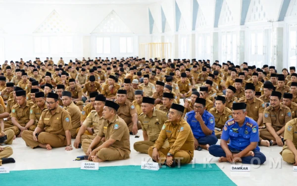 Thumbnail Berita - Bassam Himpun ASN di Masjid Agung Alkhairaat, Ramadan Diminta Jadi Momentum Perbaiki Diri