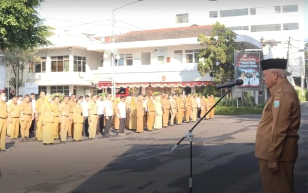 Thumbnail Keamanan Kurang Kondusif, Bupati Malang Minta ASN Tak Gunakan Baju dan Kendaraan Dinas