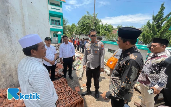 Thumbnail Berita - Polres Situbondo Dalami Penyebab Ambruknya Ponpes di Besuki