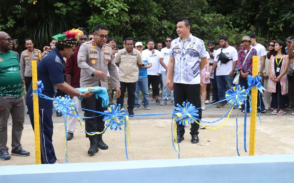 Thumbnail Berita - Gantikan Sandi Nugroho, Ini Kata Kadiv Humas Polri Baru Irjen Johnny Isir