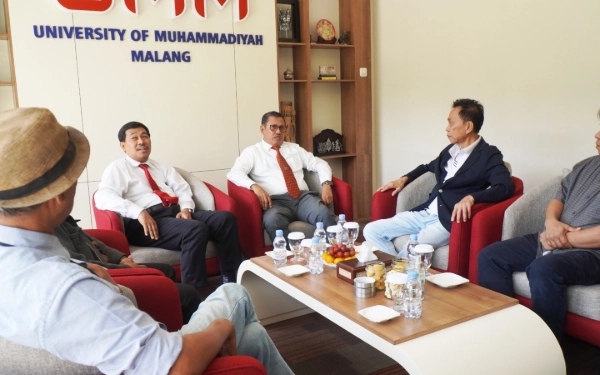 Thumbnail Rektor UMM Dukung Penuh Gerakan Ekonomi Sutrisno Lukito Berbasis Warung Kelontong