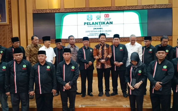 Thumbnail Eric Hermawan Dilantik Pimpin IKAMA Jatim, Emil Dardak Puji Semangat Juang Warga Madura