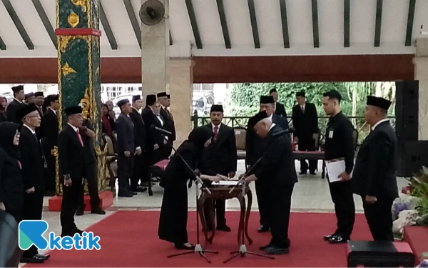 Thumbnail Bupati Sanusi Lantik 4 Plt Kepala OPD Pemkab Malang Jadi Kepala Definitif, Ini Daftarnya