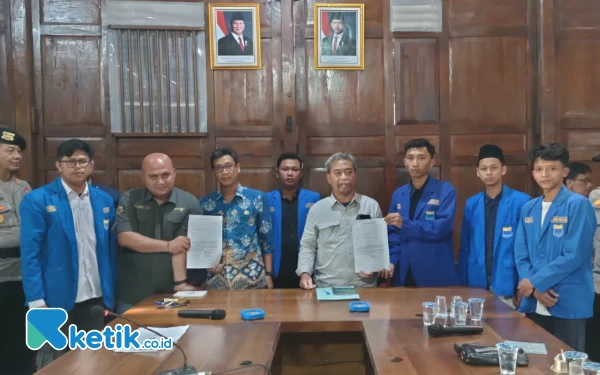 Thumbnail PMII Tagih Janji: Refokusing Dana Wisata Pacitan Dipertanyakan, Dinas Kelimpungan