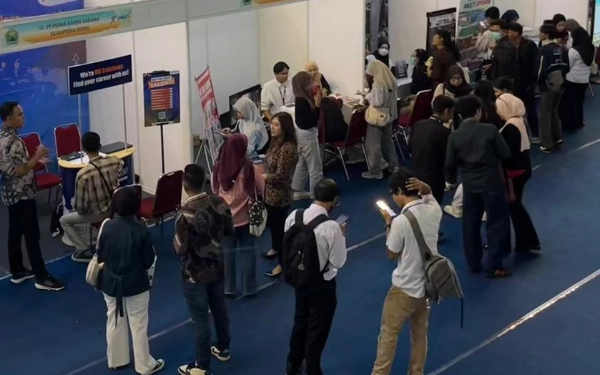 Thumbnail Berita - PHK Kian Marak dan Pekerja Informal Meluas, Pemerintah Diminta Beri Respon Serius