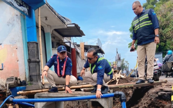 Thumbnail Gangguan Akibat Proyek Drainase, Tugu Tirta Kota Malang Gerak Cepat Lakukan Penanganan