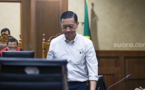 Thumbnail Tom Lembong Divonis 4,5 Tahun Penjara di Kasus Korupsi Impor Gula